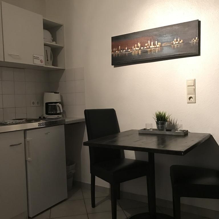 Hotel Leezdorfer Hof Extérieur photo