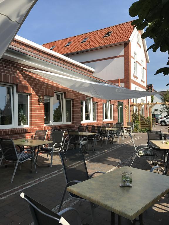 Hotel Leezdorfer Hof Extérieur photo